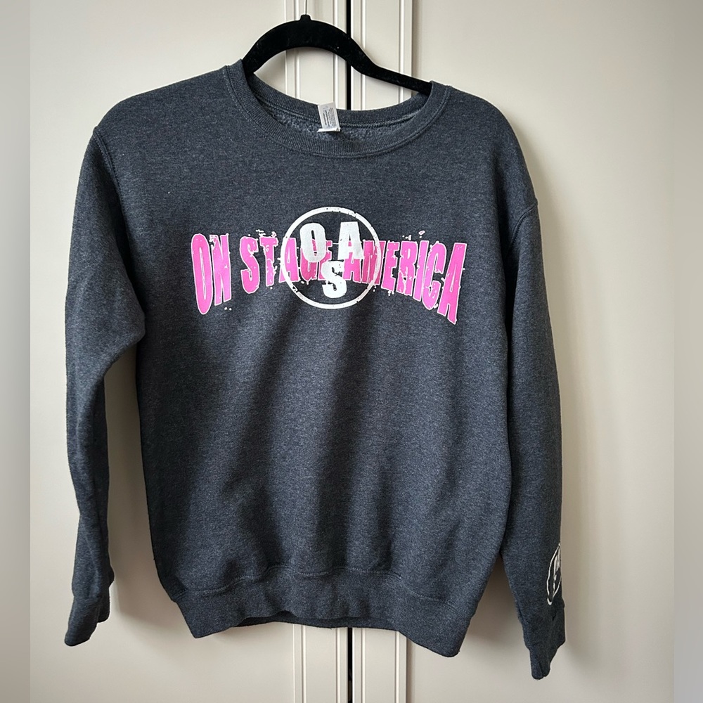 on stage america (dance alliance), size child’s large, color charcoal gray